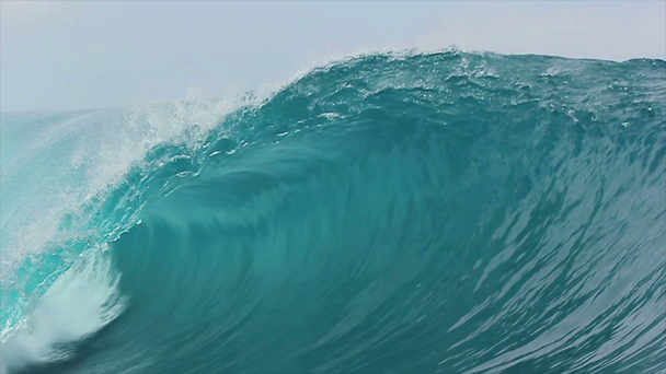 Медленное движение Blue Ocean Wave
 - Кадры, видео