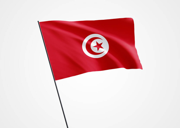 Bandera de Túnez ondeando alto en el fondo blanco aislado. 20 de marzo Día de la Independencia de Túnez. Colección mundial de bandera nacional Colección mundial de bandera nacional - Foto, imagen