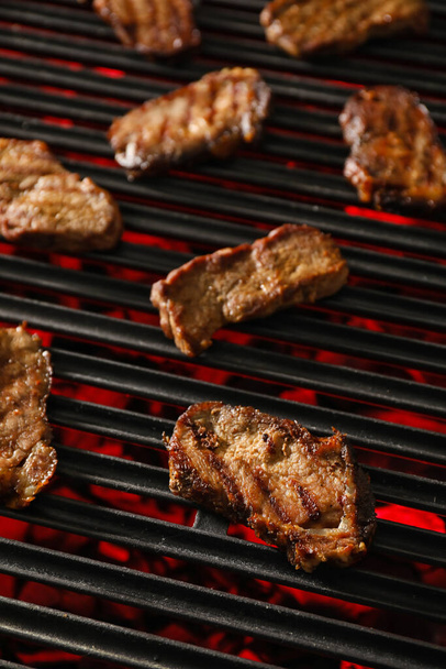 Tasty beef brisket on barbecue grill - Foto, Imagem