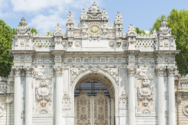 brama wjazdowa do dolmabahce palace Stambuł - Zdjęcie, obraz