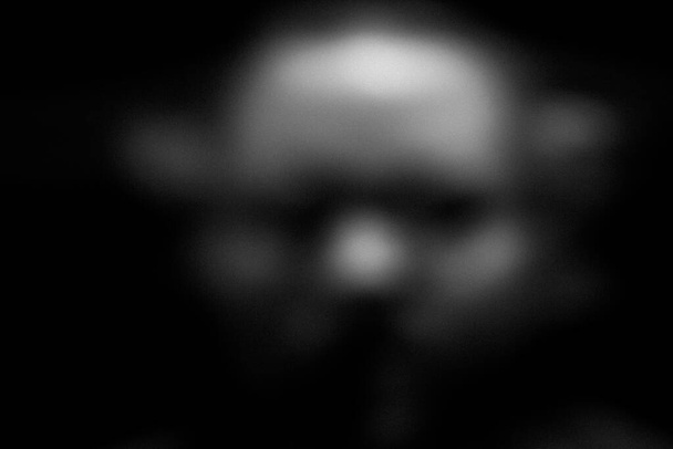 Malvado palhaço demoníaco e fora de foco Grainy and Blurry em preto e branco 05 - Foto, Imagem