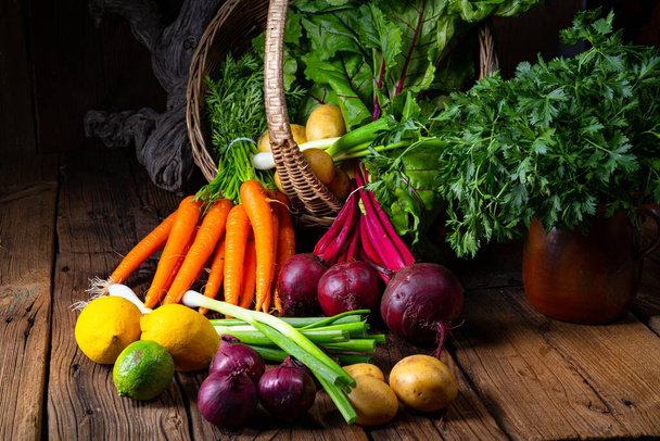 Basket with different vegetables: beetroot and carrot - Fotoğraf, Görsel