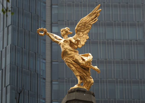 El angel de la independencia, icono de mexico - Zdjęcie, obraz