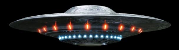 Latający spodek Ufo w błyszczącym metalu pływające i obracające się z żywe i świecące czerwone i niebieskie światło przednie przejrzyste tło - renderowanie 3D - Materiał filmowy, wideo