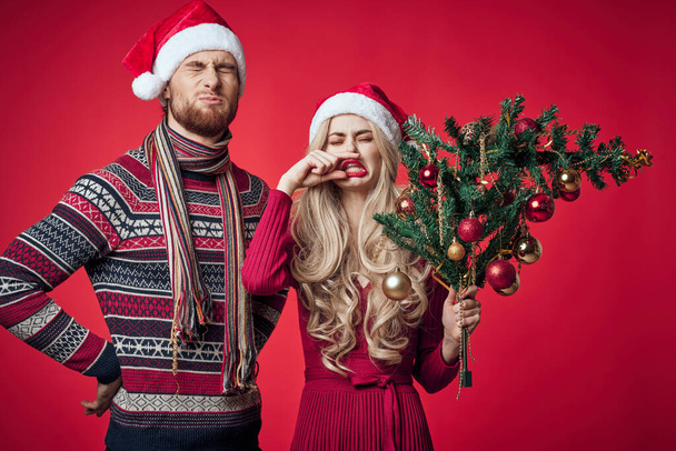 Erkek ve kadın Noel dekorasyonu aile romantizmi - Fotoğraf, Görsel