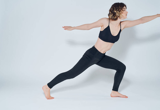 femme athlétique exercices forme physique silhouette mince - Photo, image