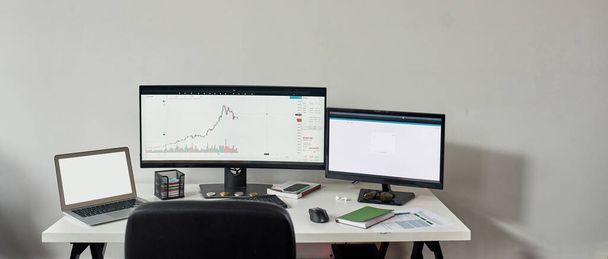 Banner view of home workplace of stock market trader - Fotoğraf, Görsel
