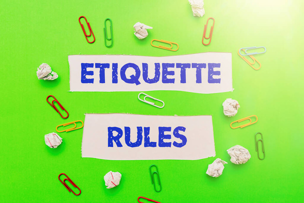 Rukopis Etiquette Rules. Slovo pro zvyky, které kontrolují akceptované chování v sociálních skupinách formování nových myšlenek Odhalení nových nápadů Přijímání změn - Fotografie, Obrázek