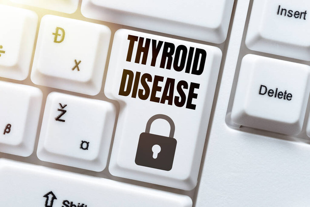 Tiroid Hastalığı 'nı gösteren metin başlığı. İş dünyası tiroid bezinin yeterli hormon üretemediğini gösteriyor. Ses ve Video Çağrı Yetenekleri İnsanları Birleştiriyor - Fotoğraf, Görsel