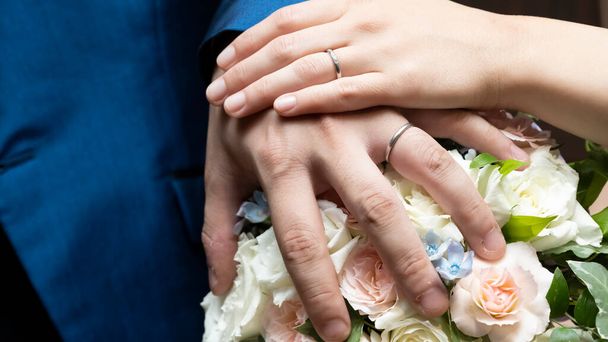 Marriage ring cut taken at a wedding - Фото, изображение