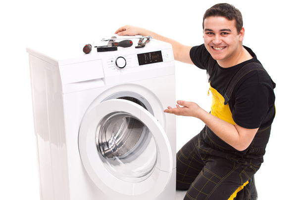 Waschmaschinenmechaniker - Foto, Bild