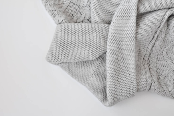 трикотаж теплый удобный и уютный свитер осенняя одежда  - Фото, изображение