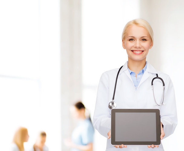 female doctor with stethoscope and tablet pc - Foto, immagini