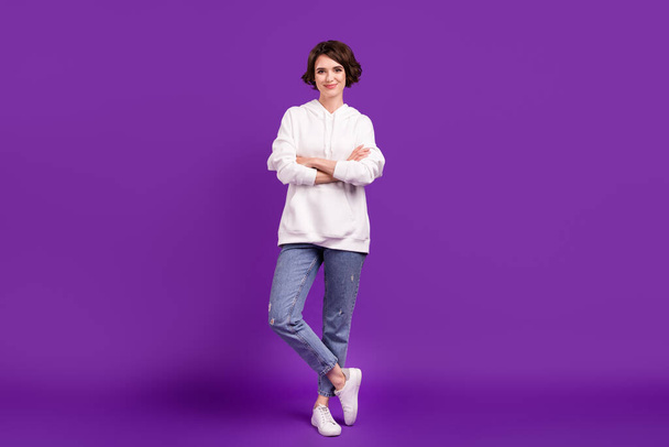 Full length body size photo girl smiling in casual clothes crossed hands isolated vivid purple color background - Valokuva, kuva