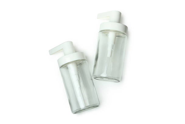 Leere Spenderflaschen isoliert auf weißem Hintergrund - Foto, Bild