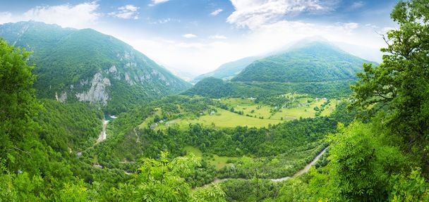 Горный пейзаж Черногории
 - Фото, изображение