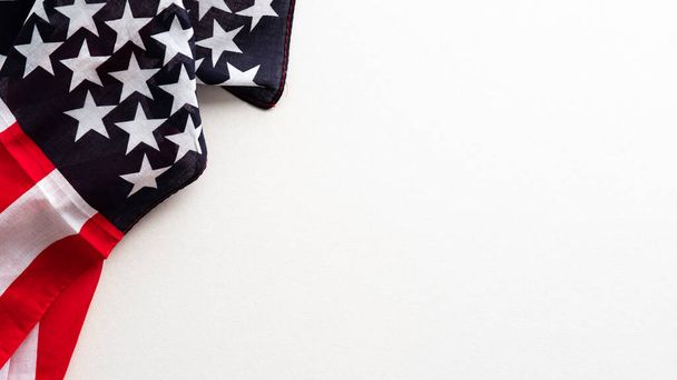 Happy Veterans Day banner design. Flag of USA isolated on white background. - Foto, Imagen