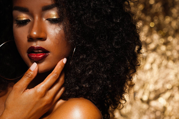 Stunning Portrait of an African American Black Woman - Фото, зображення