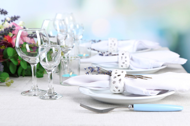 Table setting with lavender flowers - Foto, Bild