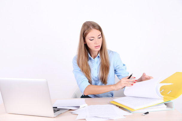 Business woman with documents and notebook - Zdjęcie, obraz