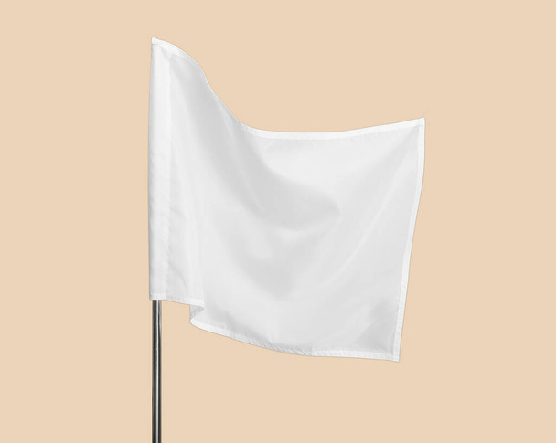Bandera blanca sobre fondo de color - Foto, Imagen