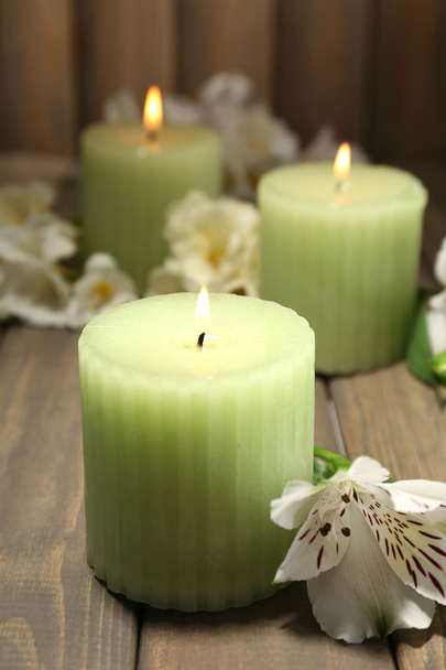 Beautiful candles with flowers - Фото, изображение