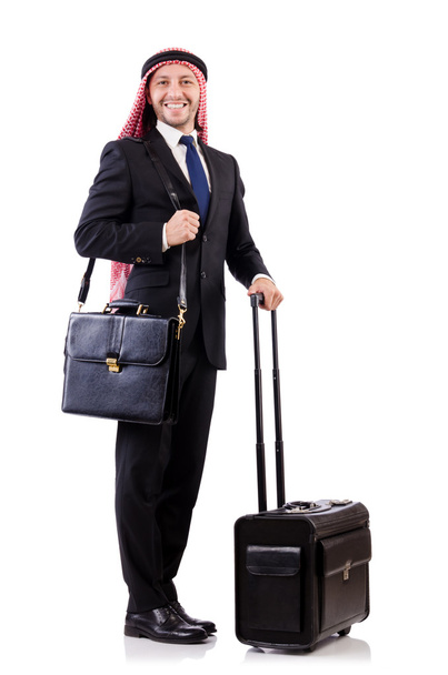 Арабський чоловік з багажем на білому - Фото, зображення