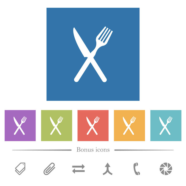 Gabel und Messer in gekreuzter Position flache weiße Symbole im quadratischen Hintergrund. 6 Bonussymbole enthalten. - Vektor, Bild