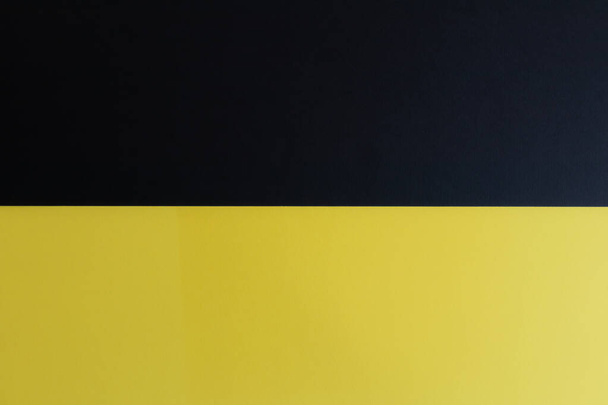 A closeup of a yellow and black surface with space for text - Foto, imagen