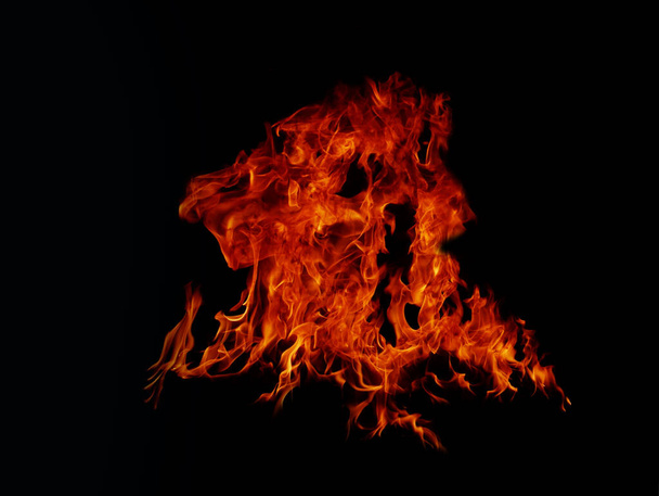 Flame Flame Texture For Strange Shape Fire Background Flammenfleisch, das vom Herd oder vom Kochen verbrannt wird. Gefahrengefühl abstrakter schwarzer Hintergrund Geeignet für Banner oder Werbung. - Foto, Bild
