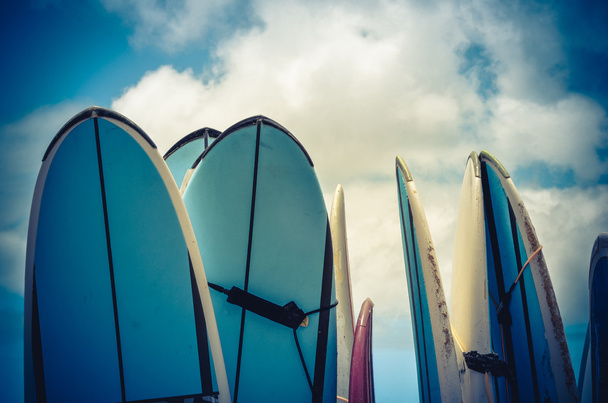 Tavole da surf vintage in stile retrò alle Hawaii
 - Foto, immagini