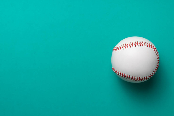 baseball on green background, top view sport concept - Foto, Imagen