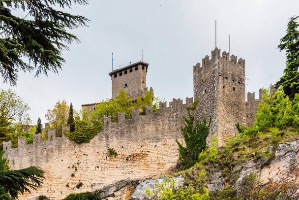 Widok na San Marino - Zdjęcie, obraz