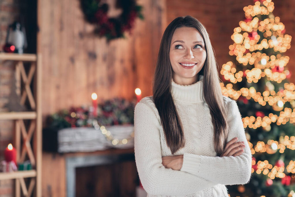 Photo portrait smiling woman in knitted sweater smiling dreamy with folded hands got idea - Valokuva, kuva