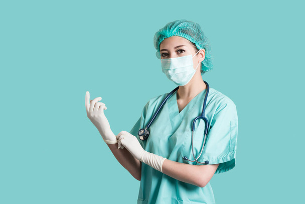 the asian young female surgeon - Foto, immagini