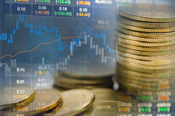 Osakemarkkinoiden investointien kaupankäynnin rahoitus-, kolikko- ja kaavio tai Forex analysoida voittoa rahoituksen liiketoiminnan trendi tiedot tausta. - Valokuva, kuva