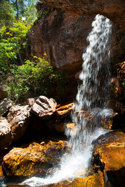 natural scene of large stones with waterfall greenery - Zdjęcie, obraz