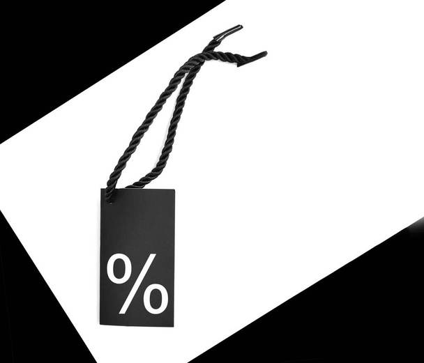 Zwarte vrijdag Sale banner. Modern minimalistisch design met zwart-wit typografie. Model voor promotie-, reclame-, web-, sociale en modeadvertenties. - Foto, afbeelding
