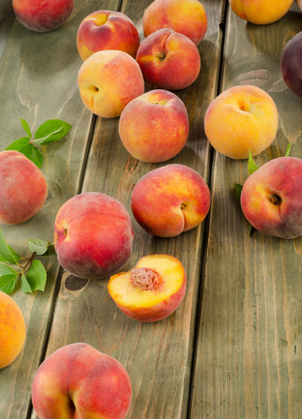 Fresh peaches - Foto, immagini
