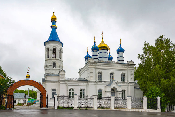 Ancient Orthodox Church of Peter and Paul in Salair, Kemerovo region-Kuzbass - Valokuva, kuva
