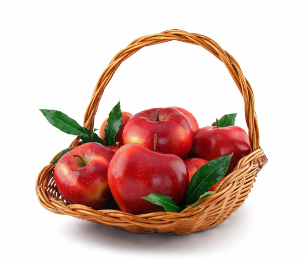 Sepette kırmızı elmalar - Fotoğraf, Görsel