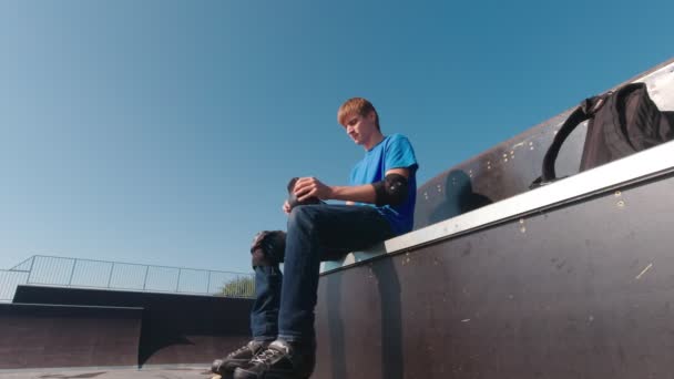 Protection contre l'usure dans un Skate Park - Séquence, vidéo