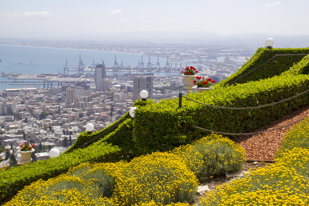 Város Haifa Izrael a Bahai kert, kilátás a tengerre és a h - Fotó, kép