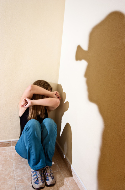 Ενδοοικογενειακή βία - Φωτογραφία, εικόνα