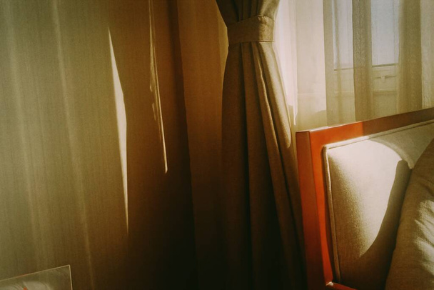 interior of a room with a window - Valokuva, kuva