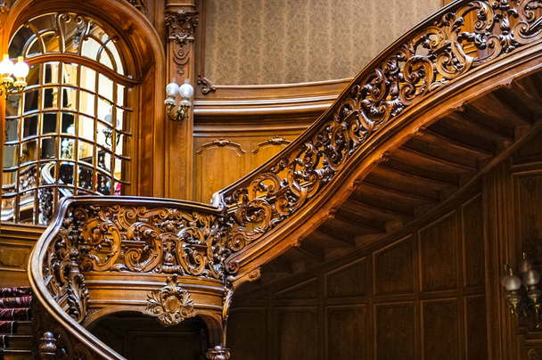 the wooden staircase in the old house - Photo, Image