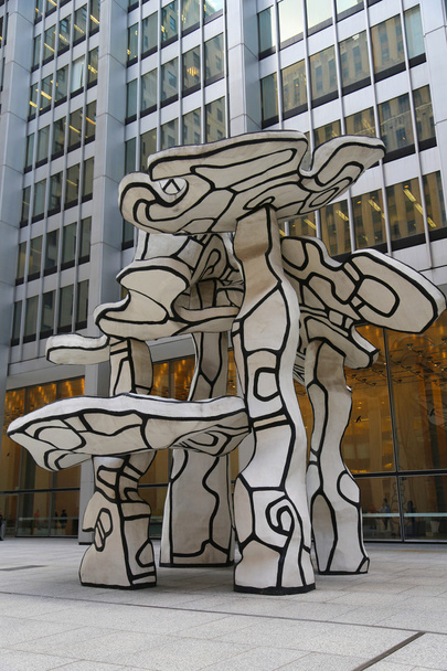 Group of Four Trees sculpture by Jean Dubuffet in the front of Chase Building in Lower Manhattan - Fotoğraf, Görsel