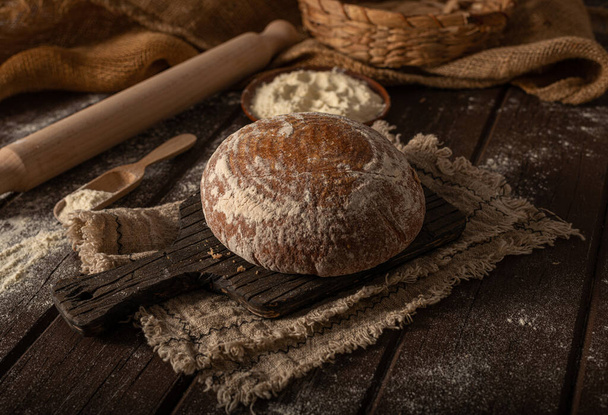 Delicious and beautiful bread from sourdough, all homemade - Foto, afbeelding