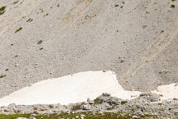 vista de uma geleira de montanha alpina parcialmente derretida - Foto, Imagem