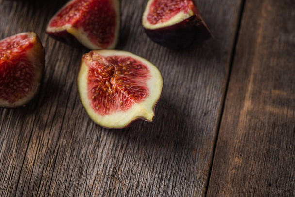 Freshly harvested ripe fig on the colorful background. Selective focus. Shallow depth of field. - Foto, afbeelding